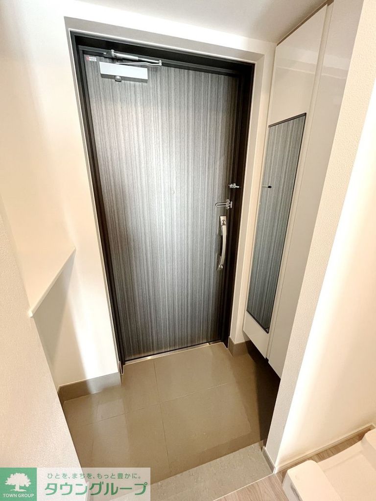 玄関　お問合せは(株)タウンハウジング赤坂店へ【03-5563-…