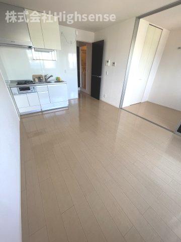 居室・リビング　ゆったり過ごせる居間です