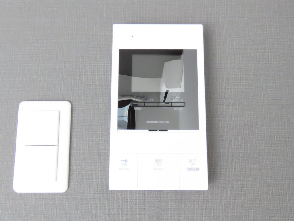 セキュリティ　※TVモニター付きインターフォン