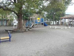 公園　三鷹台やすらぎ児童公園（公園）まで1m