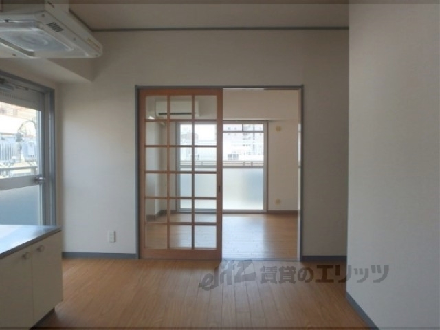 居室・リビング　エアコン