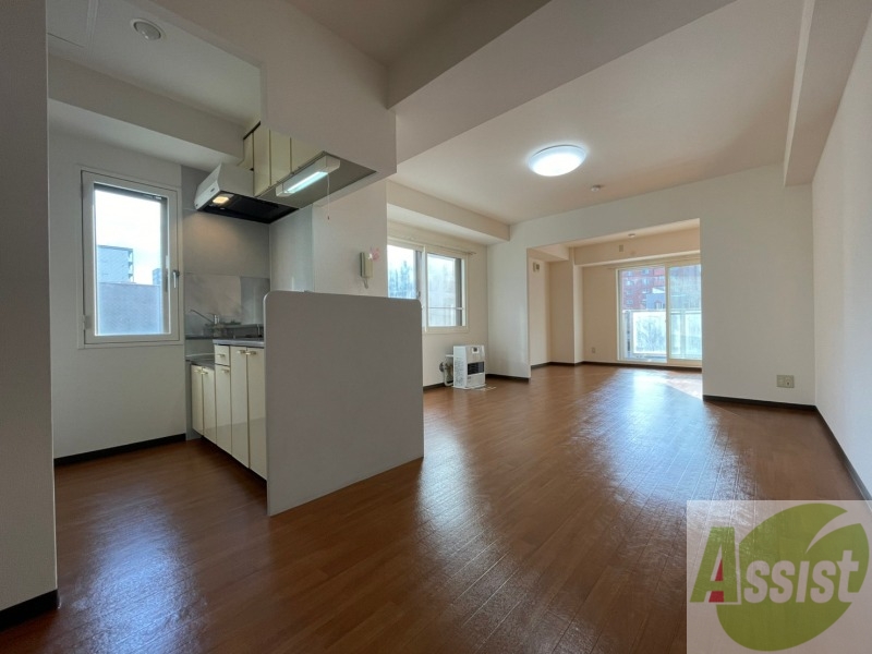 居室・リビング　明るいお部屋は気持ちよく過ごせそうですね。