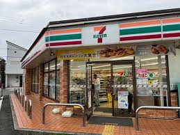 コンビニ　セブンイレブン 堺鳳中町8丁店（コンビニ）まで426m