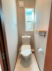 トイレ　清潔感のあるトイレです