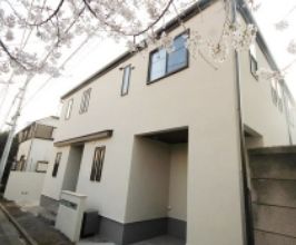 建物外観　外観は落ち着いています