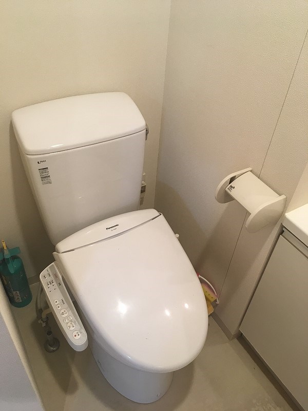 トイレ　トイレ