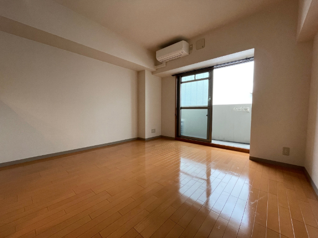 居室・リビング　明るいお部屋です