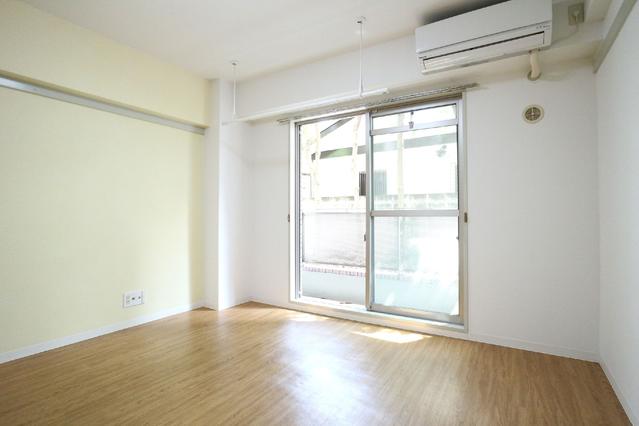 居室・リビング　居室