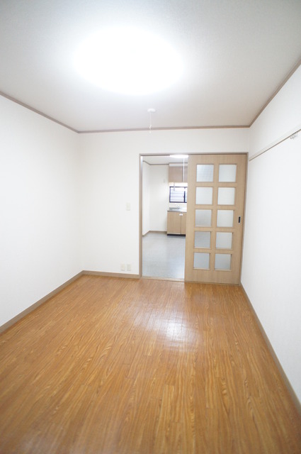 その他部屋・スペース　洋室6帖