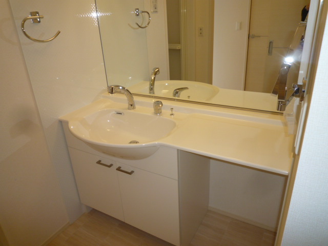 洗面設備　洗髪洗面化粧台