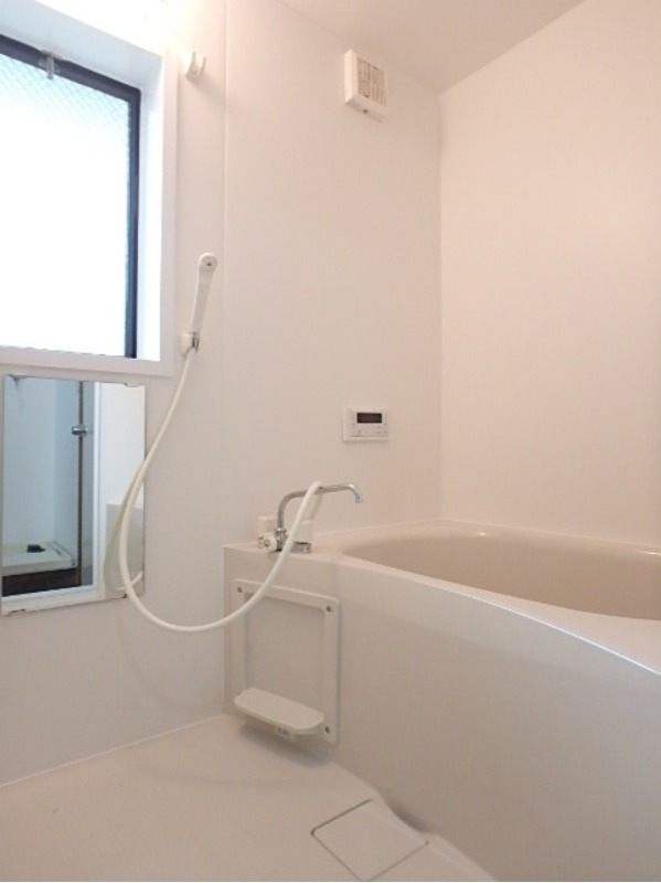 バス・シャワールーム　図面と現状に相違がある場合には現状を優先