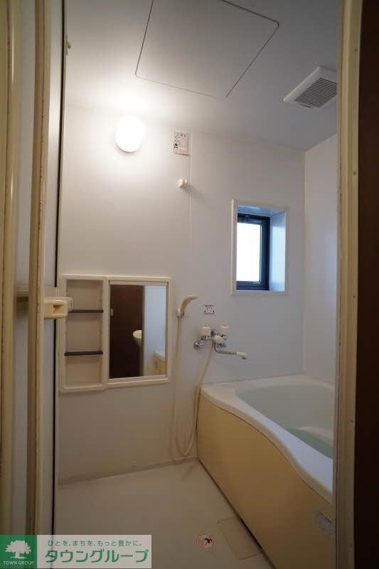 バス・シャワールーム　洗面