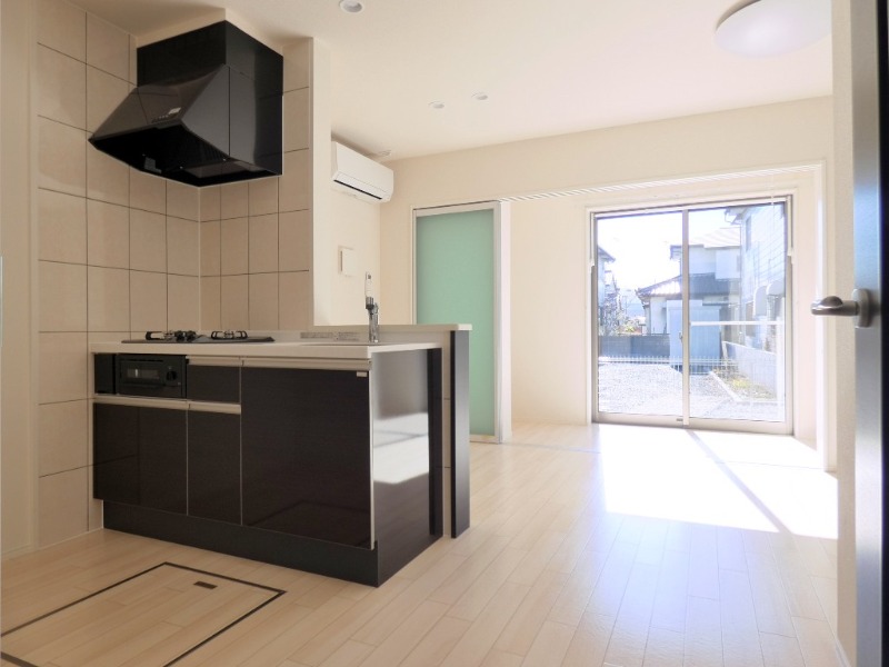 居室・リビング　図面と現状に相違がある場合には現状を優先