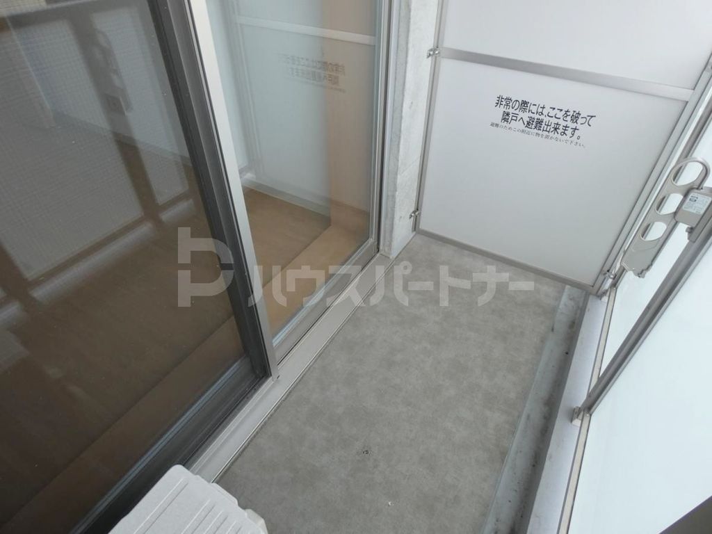 バルコニー　バルコニー