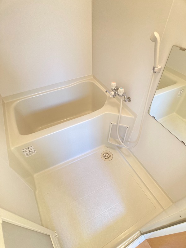 バス・シャワールーム　C-2参照