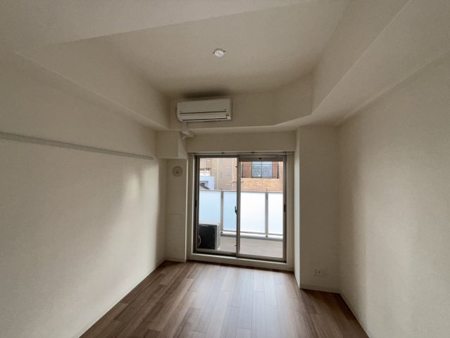 居室・リビング　同物件別部屋写真