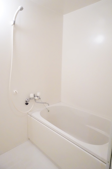 バス・シャワールーム　バストイレ別★