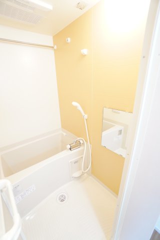 バス・シャワールーム　※同物件・同タイプの写真です。