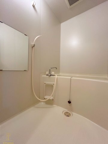 バス・シャワールーム　リーヴァ・メイ