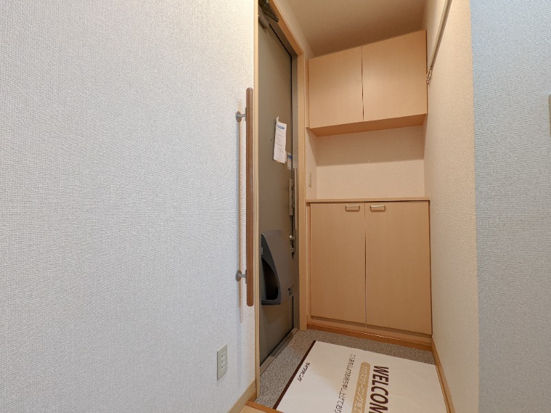 玄関　図面と現状に相違がある場合には現状を優先