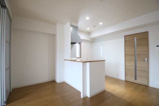 居室・リビング　※別室の参考写真の為、現況優先です。