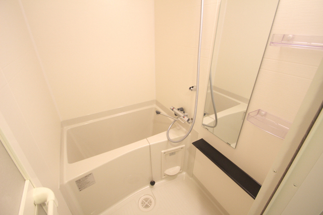 バス・シャワールーム　同間取の別室参考写真です。