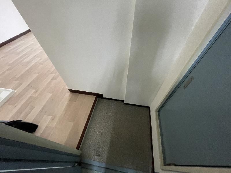 玄関　内装は別部屋の参考写真です。