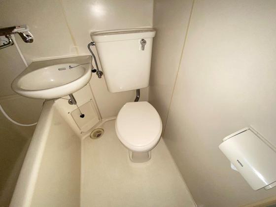 トイレ　※別部屋の写真です