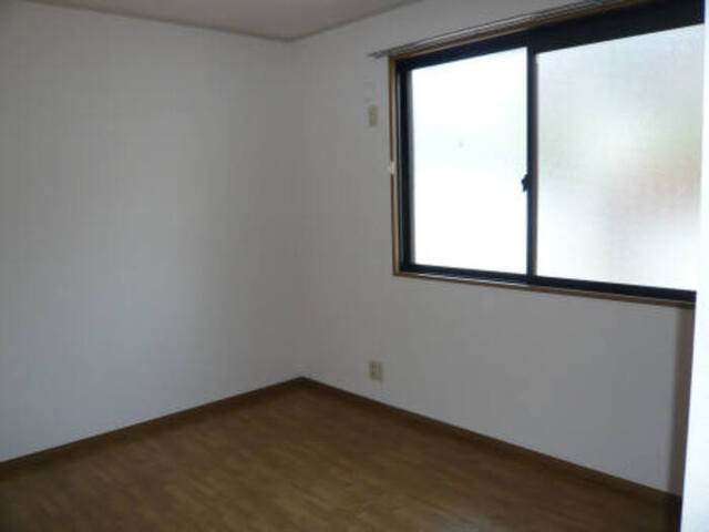 居室・リビング　北側洋室