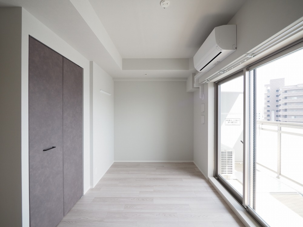 居室・リビング　広々とした洋室です