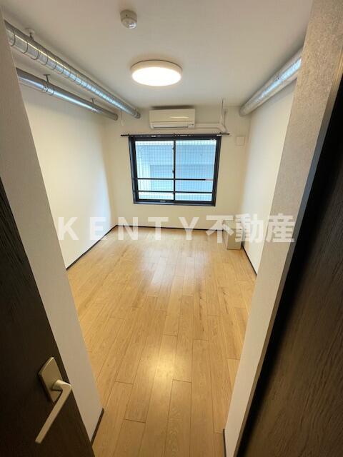 居室・リビング　居間です