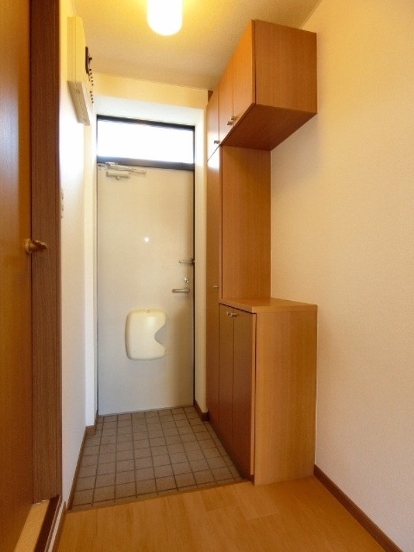 玄関　図面と現状に相違がある場合には現状を優先