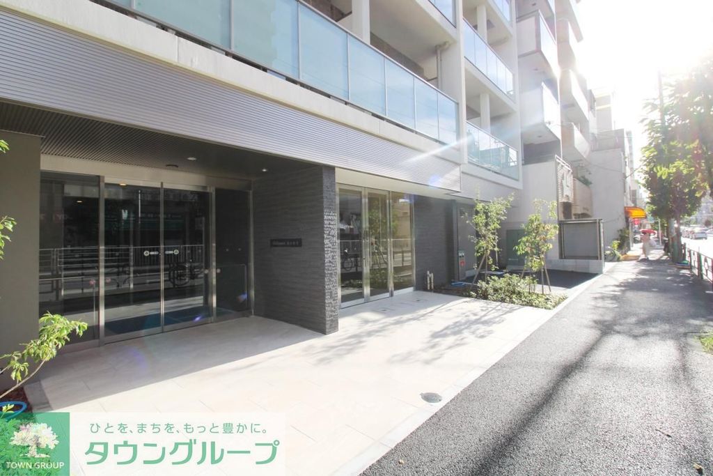 エントランス　エントランス