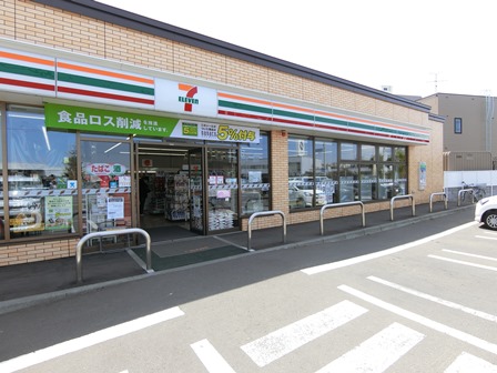 コンビニ　セブンイレブン札幌厚別東2条店（コンビニ）まで442m