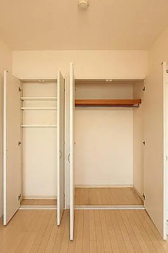 収納　別部屋の写真を使用しております。