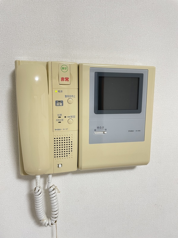 セキュリティ　モニター付き（写真は同タイプの別室です）