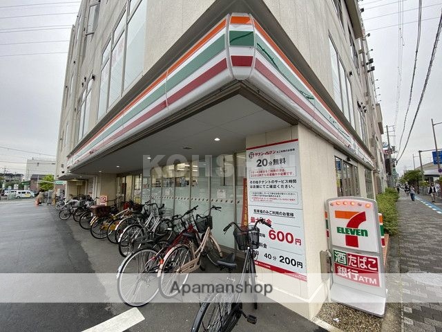 コンビニ　セブンイレブン（コンビニ）まで424m