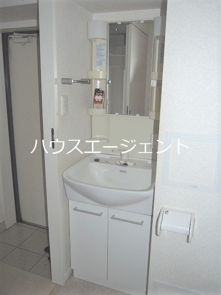 洗面設備　独立洗面台は欲しい設備の１つ！※参考画像