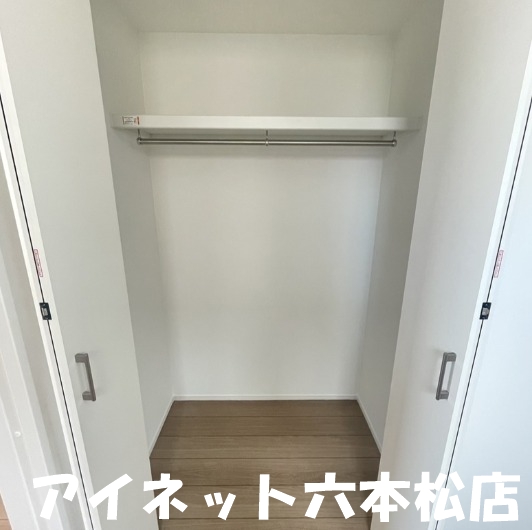 収納　収納たっぷりでいいですね。