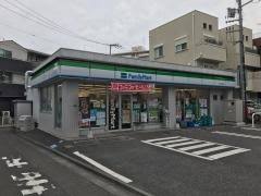 コンビニ　ファミリーマート千住あずま店（コンビニ）まで405m