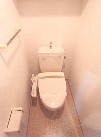 トイレ　※別部屋の参考写真です。