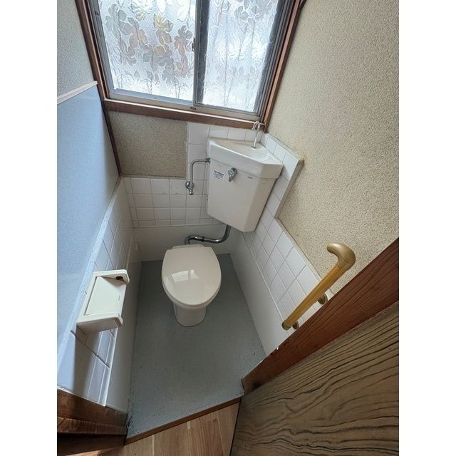トイレ　コンパクトで使いやすいトイレです