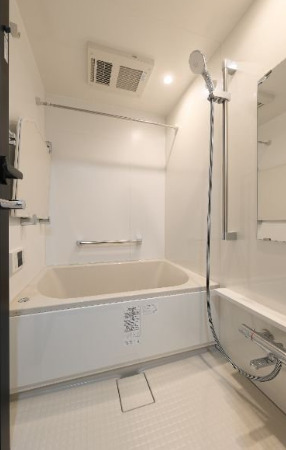 バス・シャワールーム　別部屋参考写真