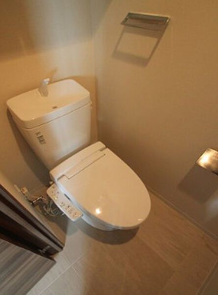トイレ　別部屋参考写真
