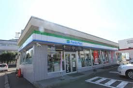 コンビニ　ファミリーマート札幌ドーム前店（コンビニ）まで458m