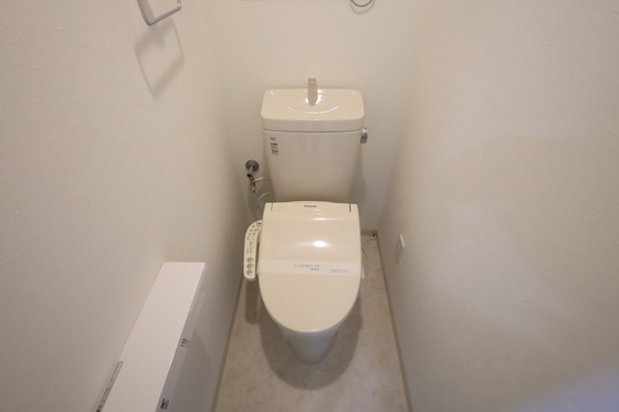トイレ　※別部屋の写真です