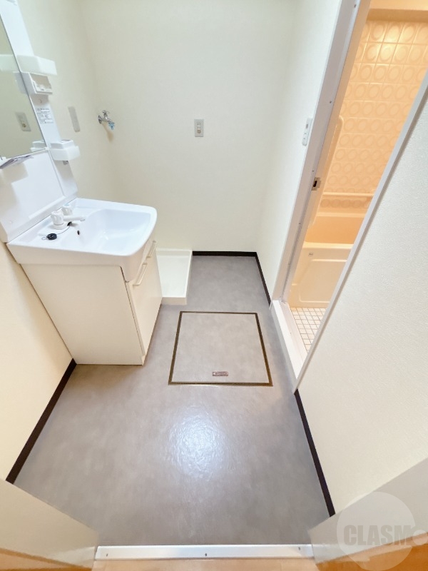 洗面設備　同タイプ別部屋の写真