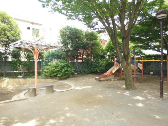 公園　区立西荻南児童公園（公園）まで330m