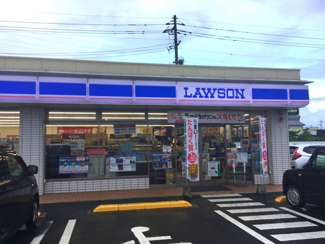 コンビニ　ローソン　松江東津田町店（コンビニ）まで416m