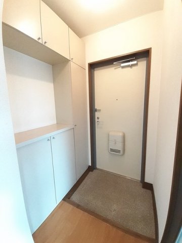 玄関　きれいな玄関です
